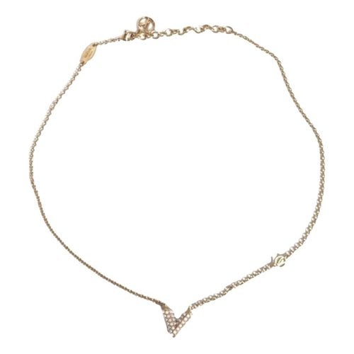 Pre-owned Louis Vuitton Essential V Necklace In Gold