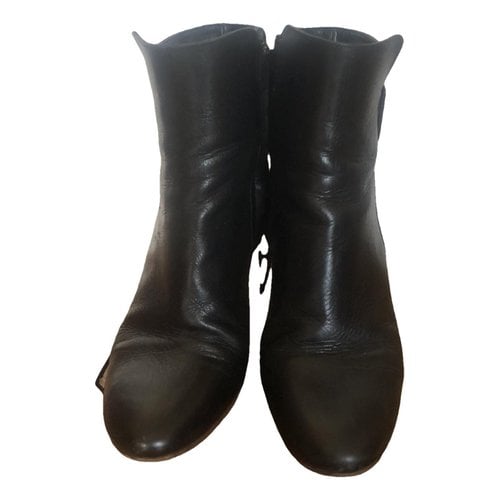 Pre-owned Rivecour Leather Boots In Black