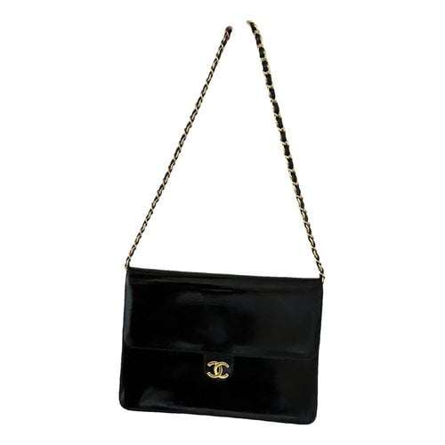 Pre-owned Chanel Timeless/classique Patent Leather Crossbody Bag In Black