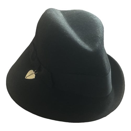 Pre-owned John Richmond Wool Hat In Black