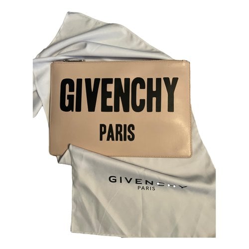 Pre-owned Givenchy Leather Clutch In Pink