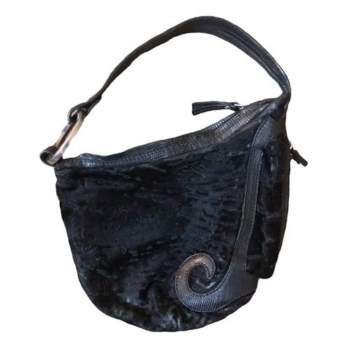 Pre-owned Fendi Oyster Velvet Handbag In Black