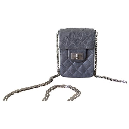 Pre-owned Chanel Leather Crossbody Bag In Grey