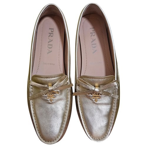 Pre-owned Prada Leather Flats In Gold