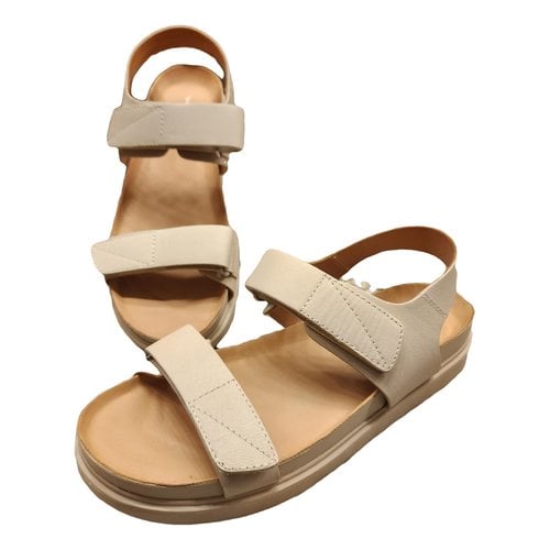 Pre-owned Vagabond Leather Sandal In Beige
