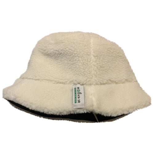 Pre-owned Hogan Wool Hat In White