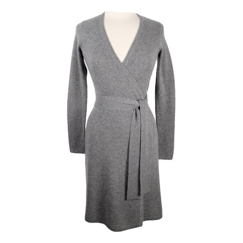 Pre-owned Diane Von Furstenberg Cashmere Mid-length Dress In Grey