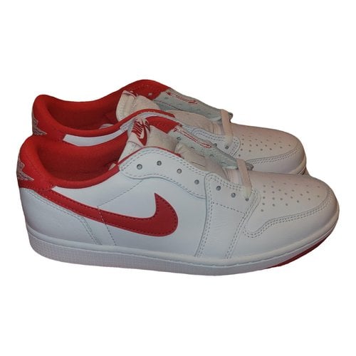Pre-owned Jordan 1 Leather Low Trainers In White