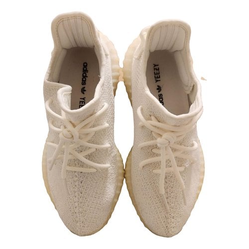 Pre-owned Yeezy X Adidas Low Trainers In White