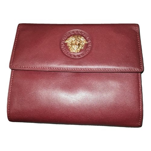 Pre-owned Versace Leather Wallet In Burgundy