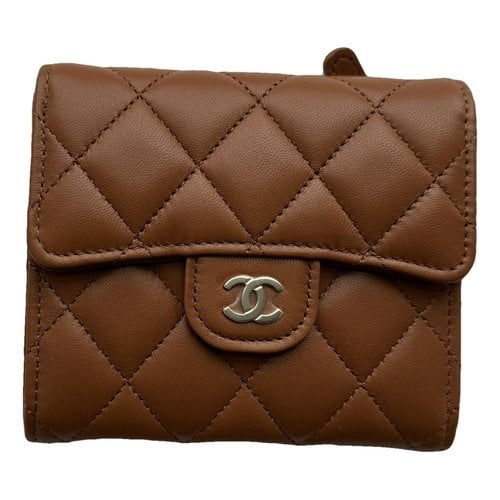 Pre-owned Chanel Timeless/classique Leather Wallet In Camel