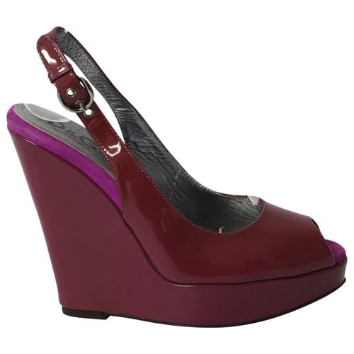 Pre-owned D&g Leather Heels In Purple