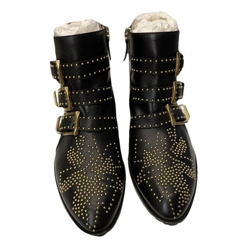 Pre-owned Chloé Susanna Leather Buckled Boots In Black