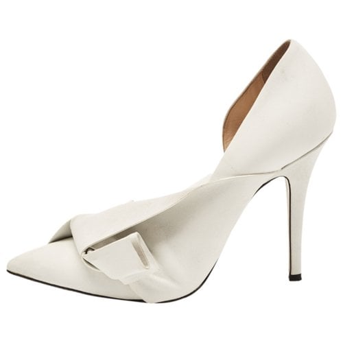 Pre-owned N°21 Leather Heels In White