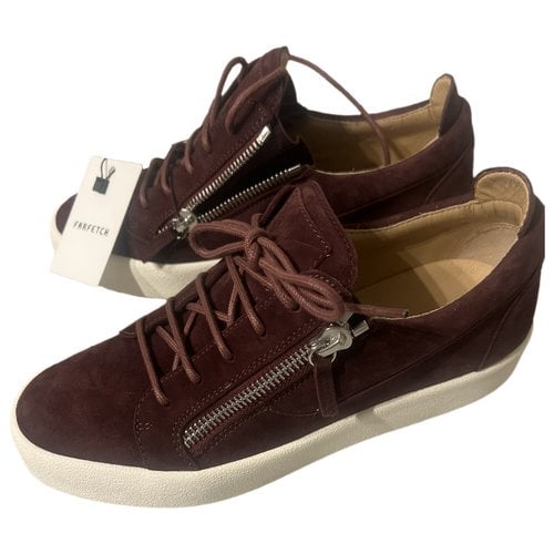 Pre-owned Giuseppe Zanotti Low Trainers In Burgundy