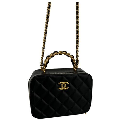 Pre-owned Chanel Vanity Leather Crossbody Bag In Black
