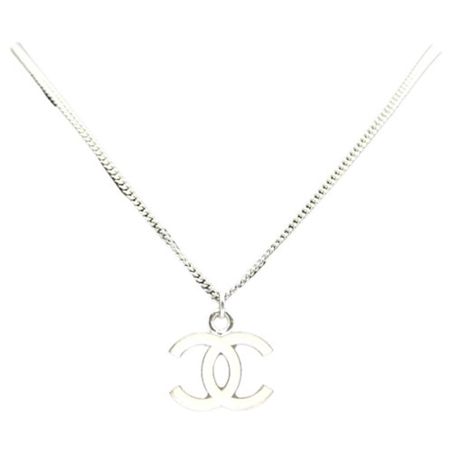 Pre-owned Chanel Cc Silver Necklace