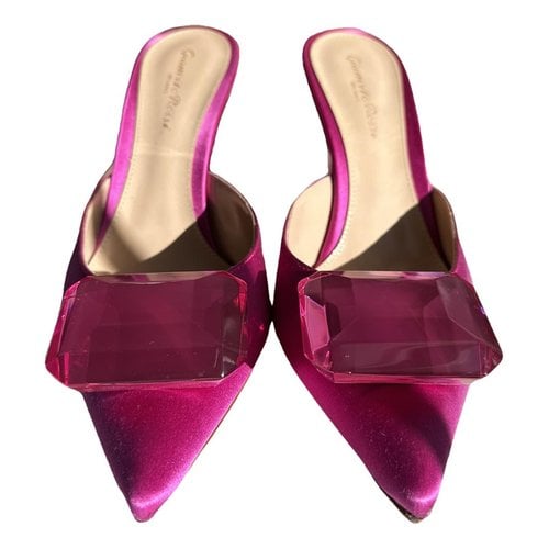 Pre-owned Gianvito Rossi Cloth Heels In Pink