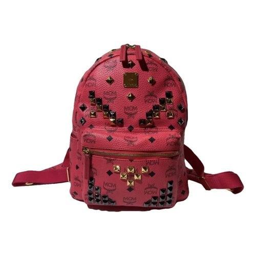 Pre-owned Mcm Stark Leather Backpack In Red