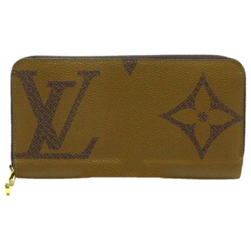 Pre-owned Louis Vuitton Zippy Cloth Wallet In Brown