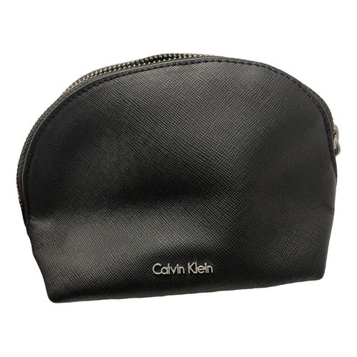 Pre-owned Calvin Klein Leather Clutch Bag In Black