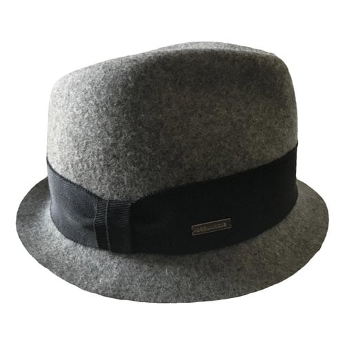 Pre-owned Dsquared2 Wool Hat In Grey