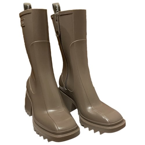 Pre-owned Chloé Boots In Khaki