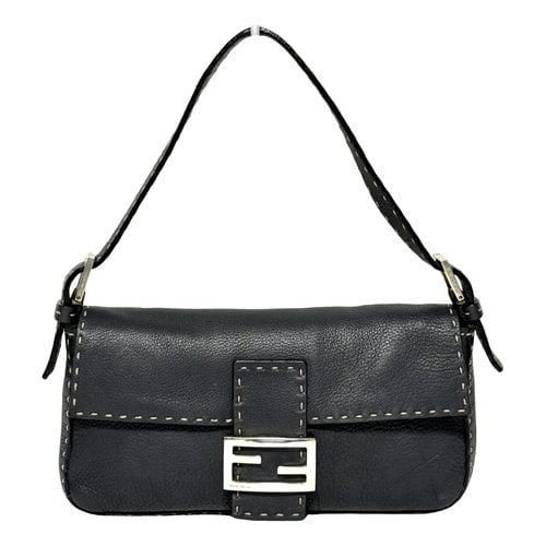 Pre-owned Fendi Baguette Leather Handbag In Black