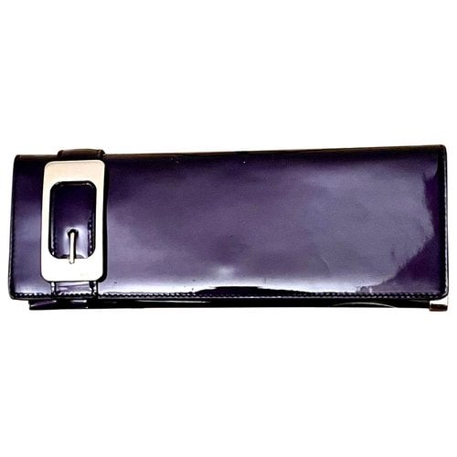 Pre-owned Gucci Patent Leather Clutch Bag In Purple