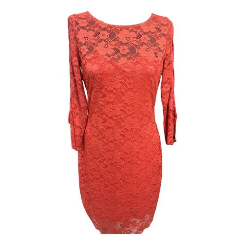 Pre-owned Guess Lace Mid-length Dress In Red