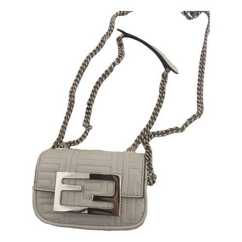 Pre-owned Fendi Leather Clutch Bag In White