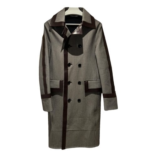 Pre-owned Valentino Coat In Beige