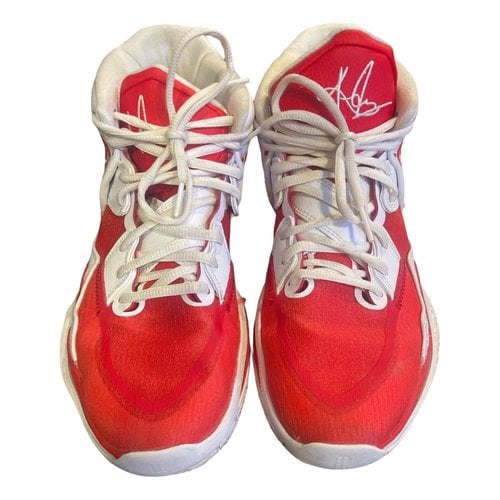 Pre-owned Nike Kyrie Cloth Low Trainers In Red