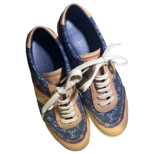 Pre-owned Louis Vuitton Cloth Trainers In Other