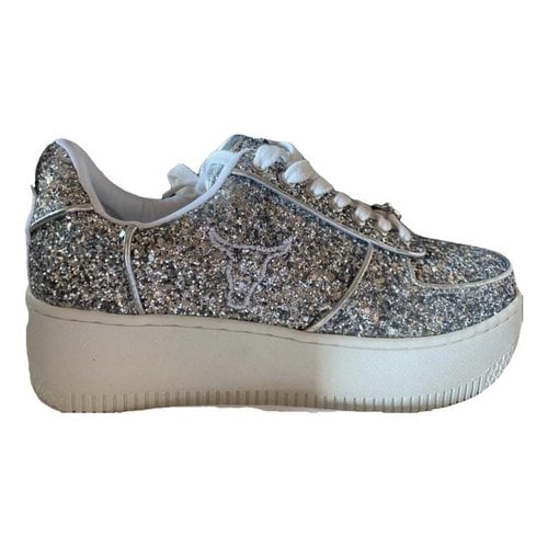 Pre-owned Windsor Smith Glitter Trainers In Silver