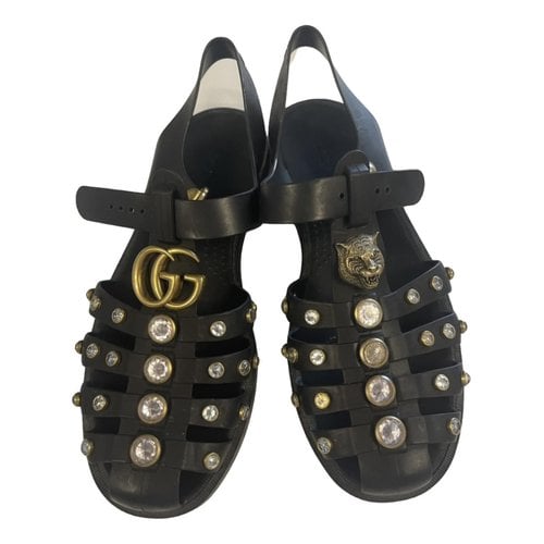 Pre-owned Gucci Aguru Crystal Sandals In Black