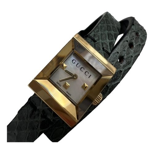 Pre-owned Gucci Yellow Gold Watch In Green