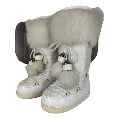 Pre-owned Dior Faux Fur Snow Boots In Beige