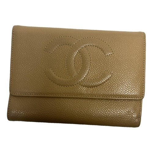 Pre-owned Chanel Leather Wallet In Camel