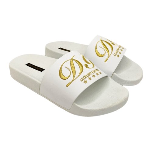Pre-owned Dolce & Gabbana Mules & Clogs In White