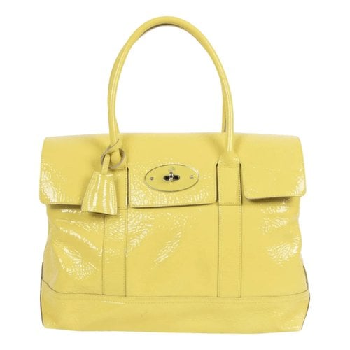 Pre-owned Mulberry Bayswater Patent Leather Bag In Yellow