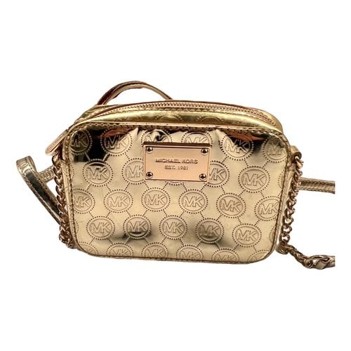 Pre-owned Michael Kors Patent Leather Crossbody Bag In Gold