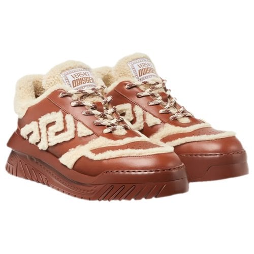 Pre-owned Versace Leather Low Trainers In Orange