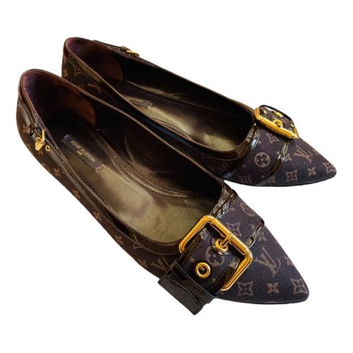 Pre-owned Louis Vuitton Cloth Ballet Flats In Brown
