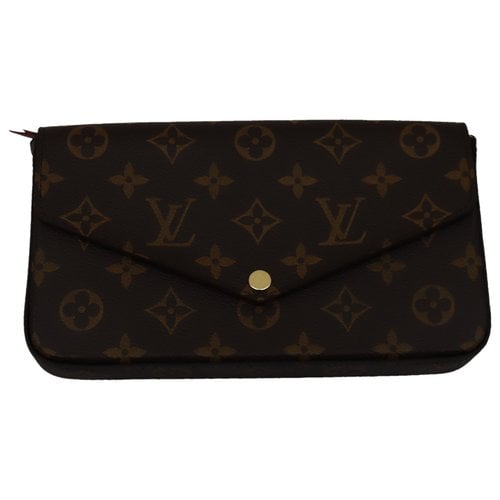 Pre-owned Louis Vuitton Pochette Accessoire Leather Clutch Bag In Beige