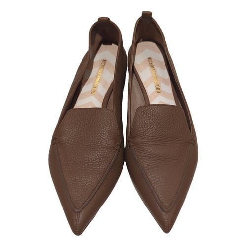 Pre-owned Nicholas Kirkwood Leather Flats In Camel