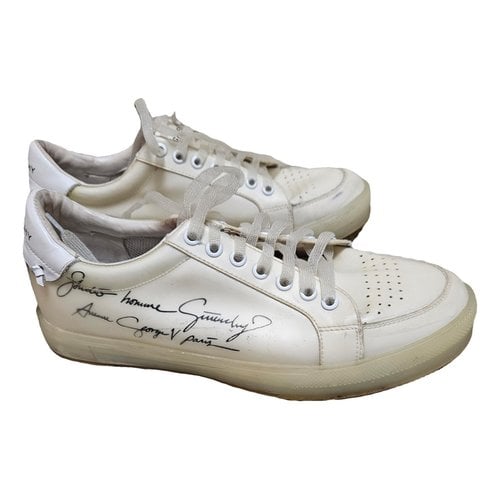 Pre-owned Givenchy Leather Low Trainers In White