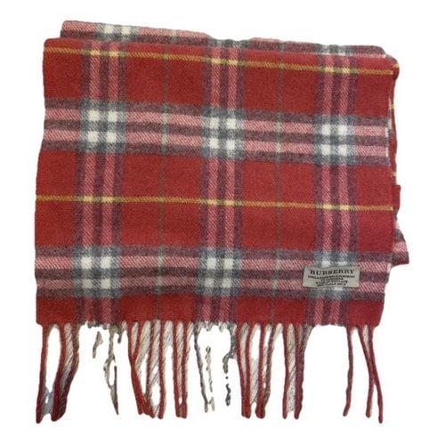 Pre-owned Burberry Wool Scarf In Red