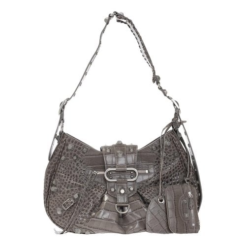 Pre-owned Balenciaga Le Cagole Leather Handbag In Grey