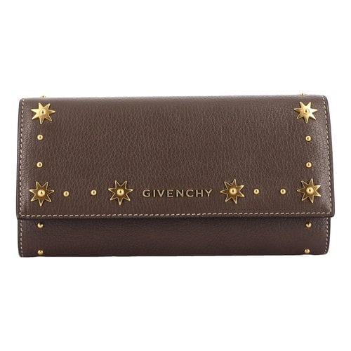 Pre-owned Givenchy Leather Purse In Brown